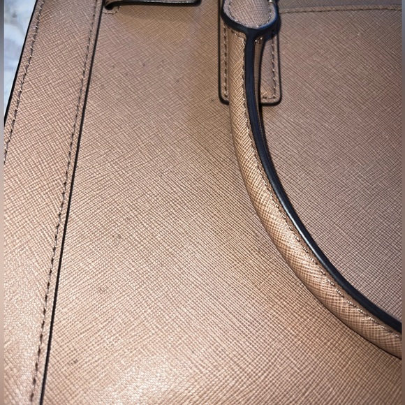 Tan Michael Kors Purse - Picture 5 of 9